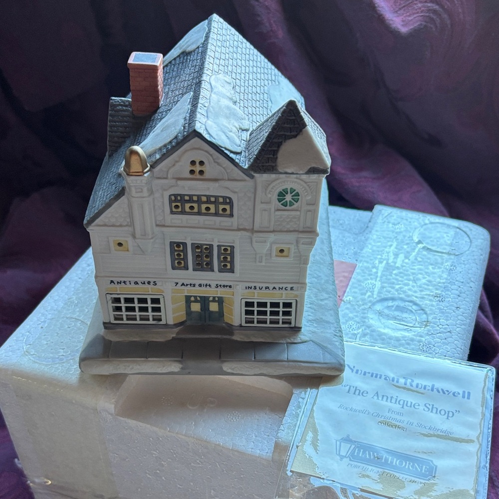 “ The Antique Shop”. By Hawthorne Rockwell collection. Styrofoam & certificate.